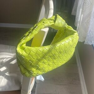 Jodie Bag Style Woven Bag